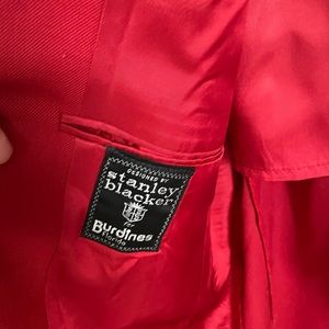 Men’s red sports coat